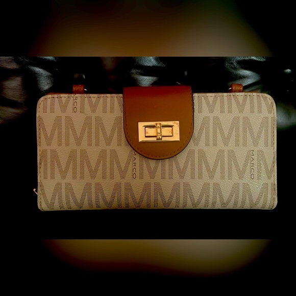 ISAAC Mizrahi Sunglasses & MARCO Crossbody Wallet (Combo Deal) - Picture 3 of 12